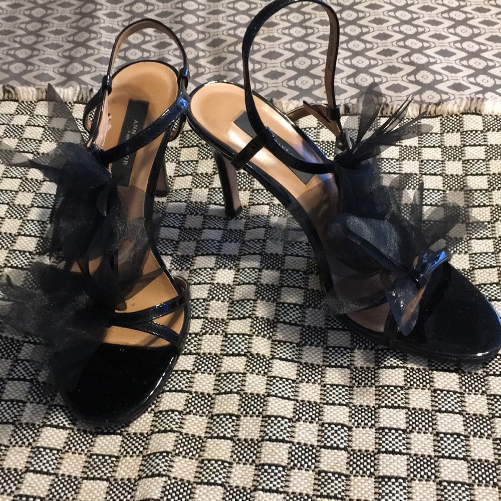 PRICE TO SELL Ann Taylor Leather Shoes 6.5M